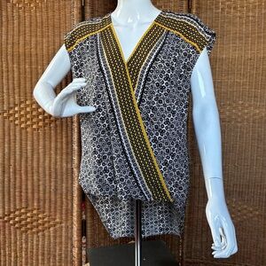Max Studio Soft Geometry Blouse